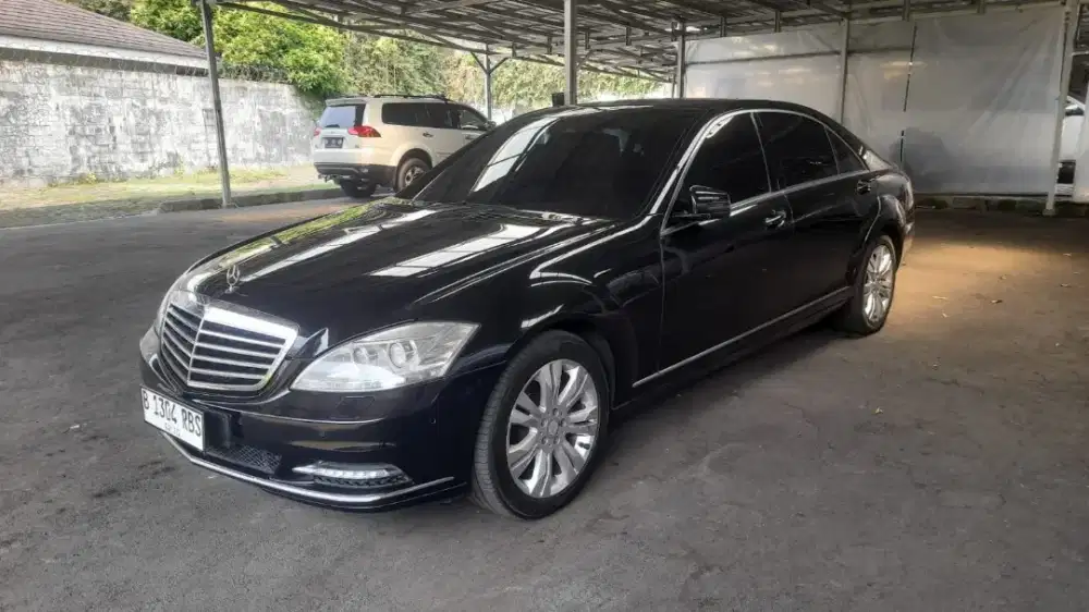 Mercy S350L low kilometer