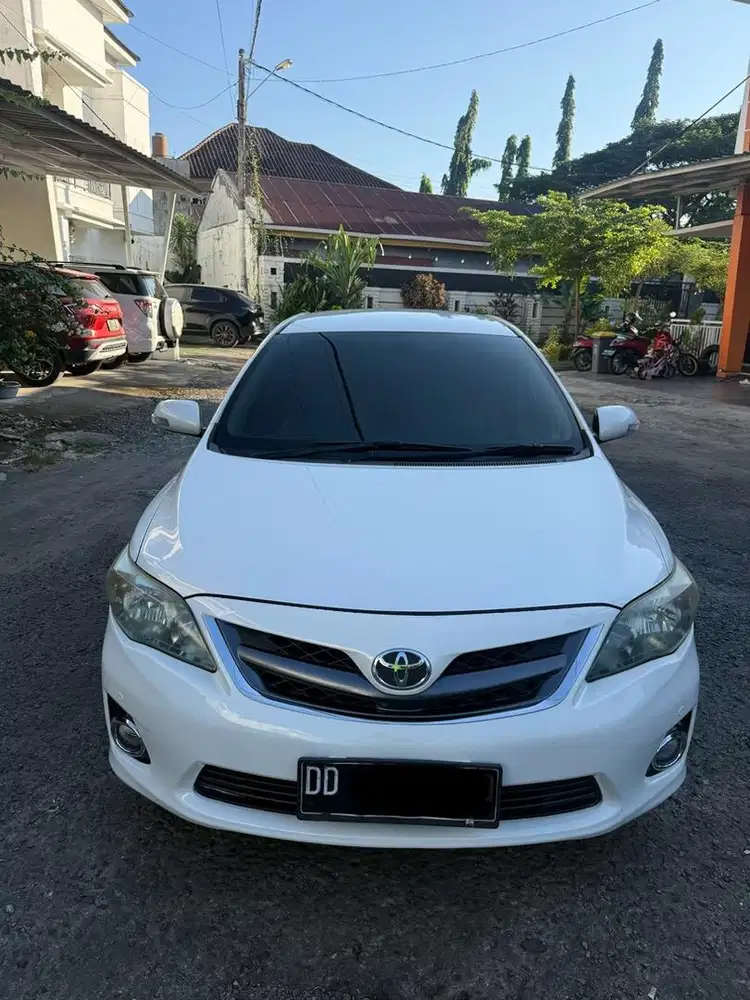 Toyota corolla altis V 2.0 matic 2010