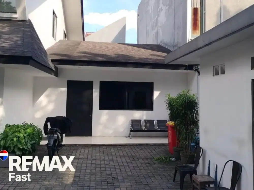 Disewakan Rumah Kantor Area Pakubuwono lokasi Strategis