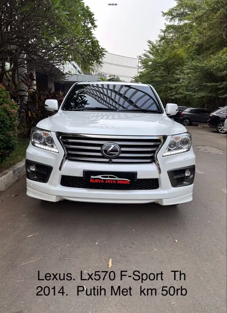 1. Lexus Lx570 F-Sport  At Th 2014.  Putih Met  km 50rb