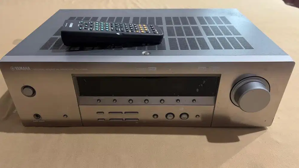Amplifire Yamaha RX V359