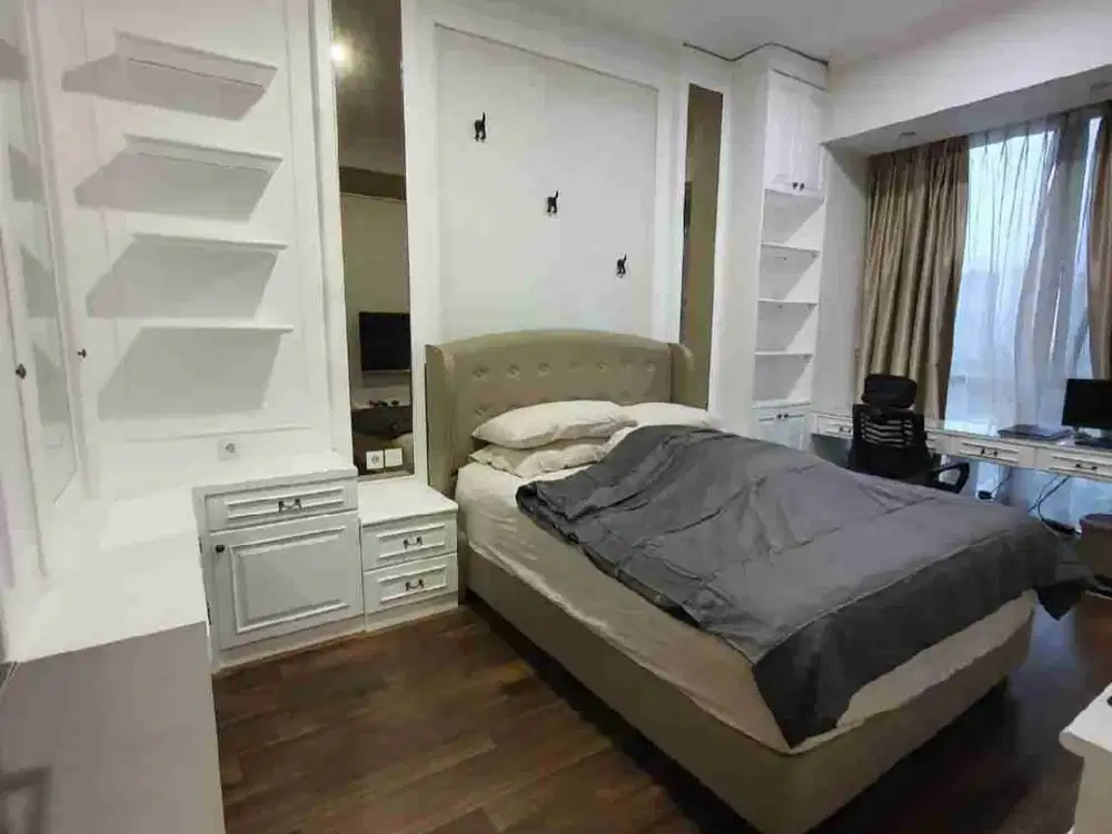 Disewakan Taman Anggrek Residences Condo 2 Bedroom Furnished