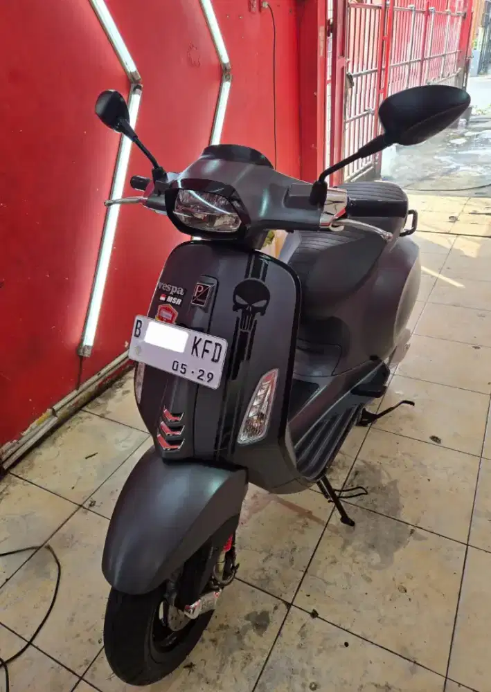 VESPA SPRINT S 150 (Low KM)