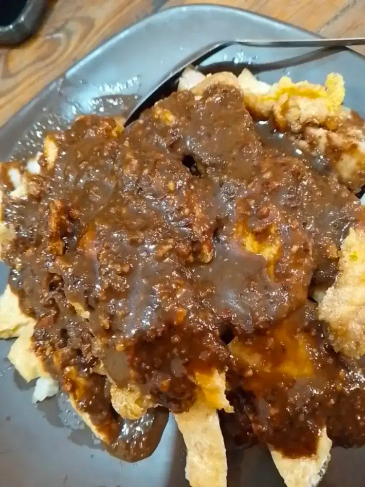 Terima pesanan nasi kuning, lontong mie, risol, dimsum goreng keju dll