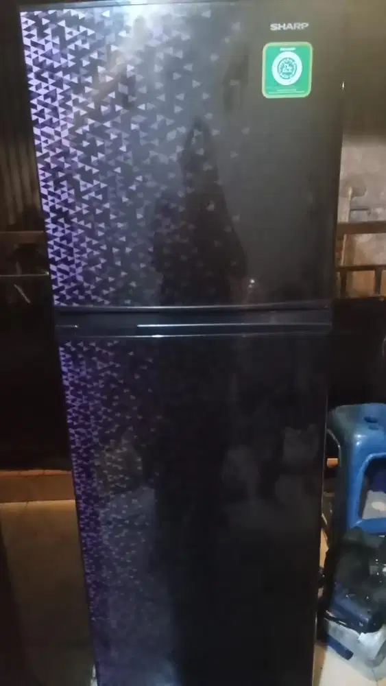 Kulkas Sharp 2 Pintu Ukuran Jumbo