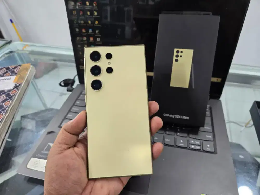 Samsung S24 ultra 12/1tb titanium yellow like new fullset