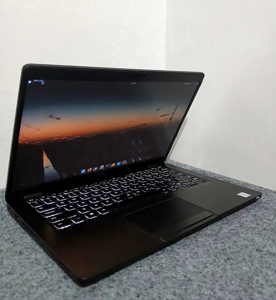 Latitude 5400 | i5-8365U | 8/256GB | FHD IPS | Setara Thinkpad T490