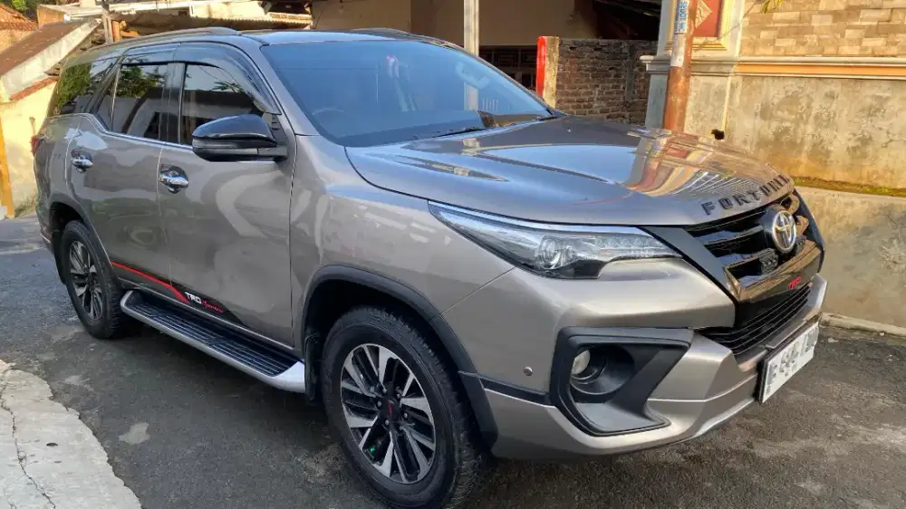 Fortuner VRZ 2017 matic istimewa