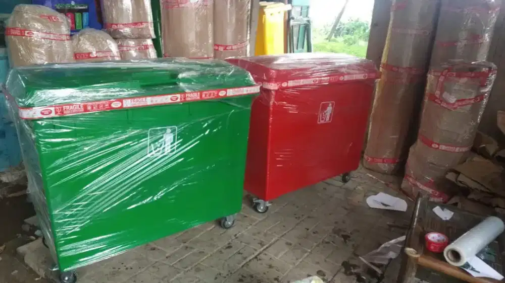 Pusat tempat sampah fiberglass dan hdpe
