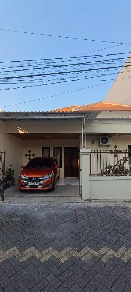 Rumah Strategis Dekat Pusat Kota Surabaya