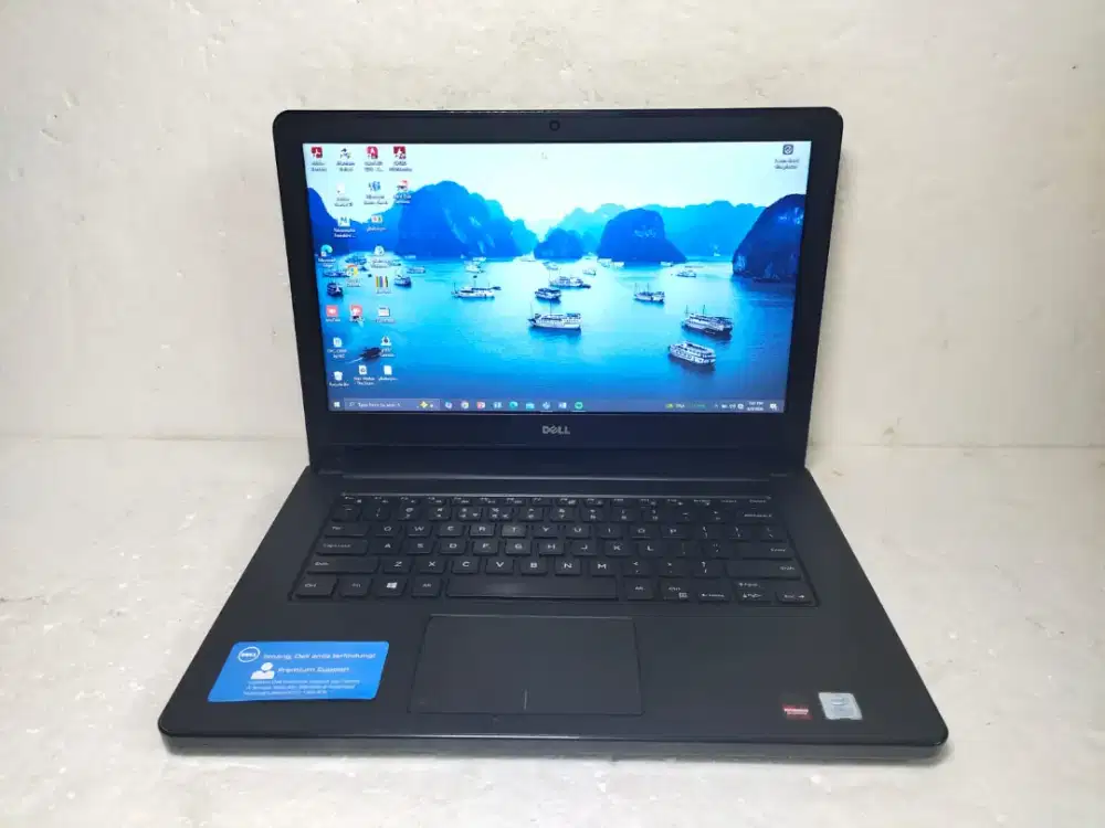 B805 Dell inspiron 5468 core i7-7500U Ram 16GB ssd 512GB double vga