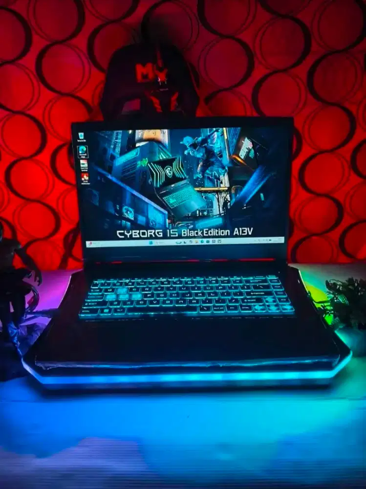 MSI 15 MULUS LIKE NEW GEN 13 [RAM 16GB SSD 512GB RTX 4050 VRAM 6GB]