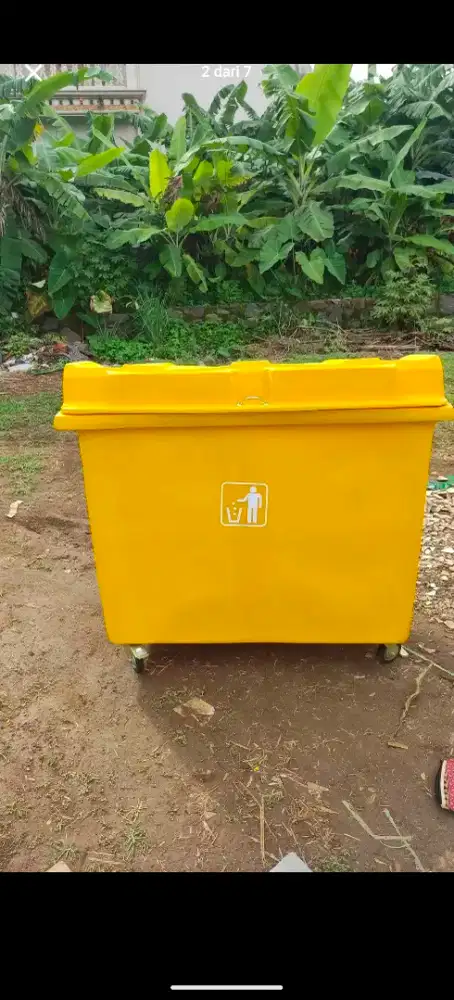 Pusat tempat sampah