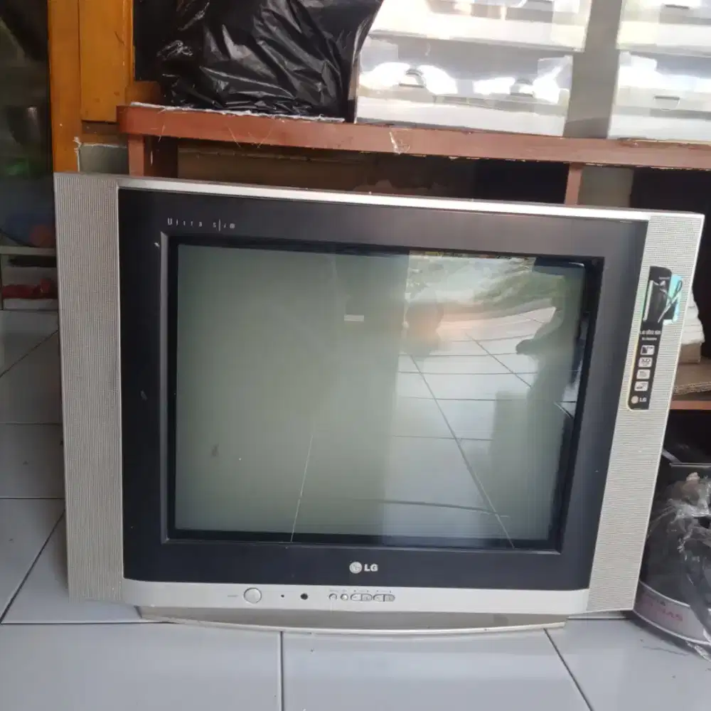 Tv tabung LG 21 in
