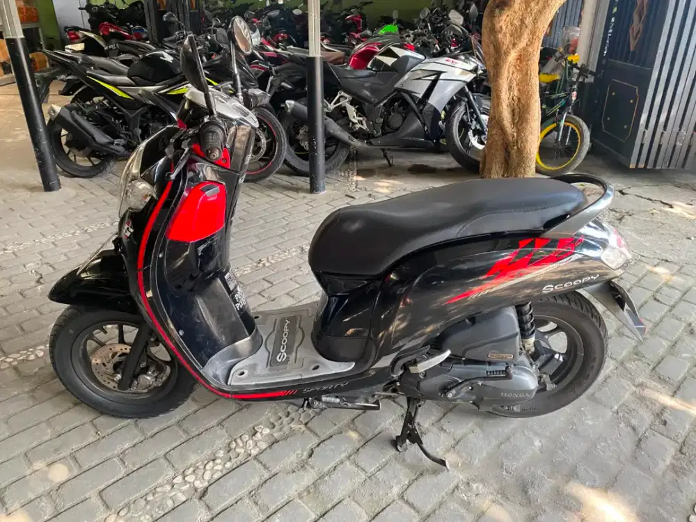 Scoopy THN 2018 plat AB kota