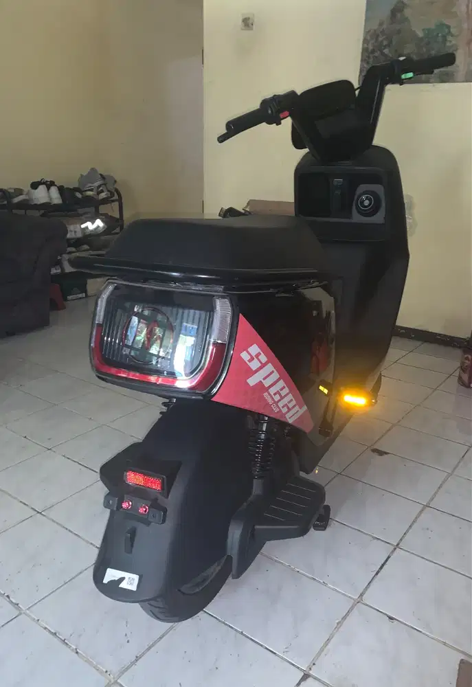 Sepeda listrik AIMA F10