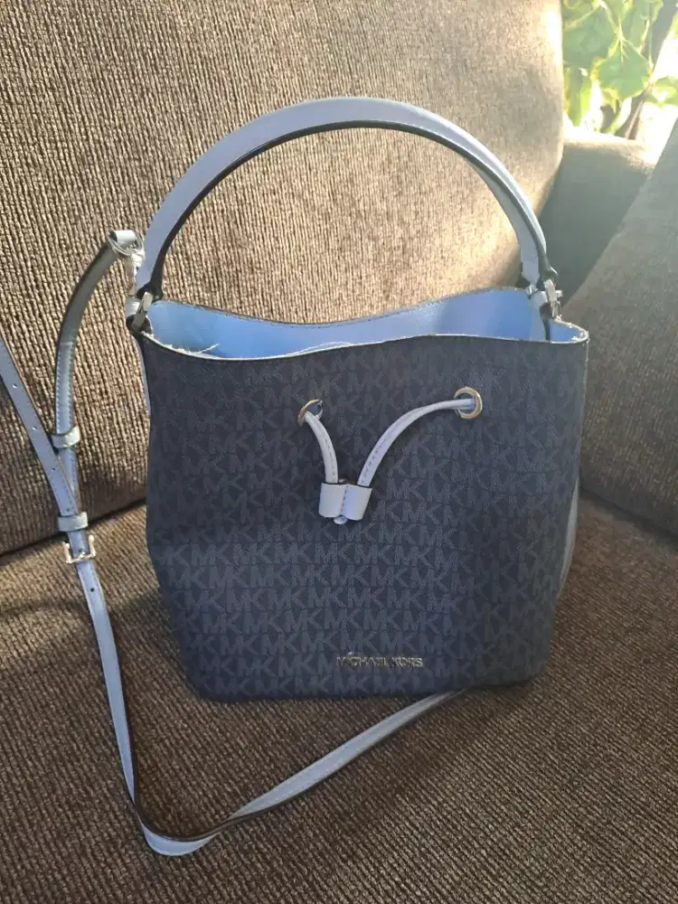 Tas bucket michael kors