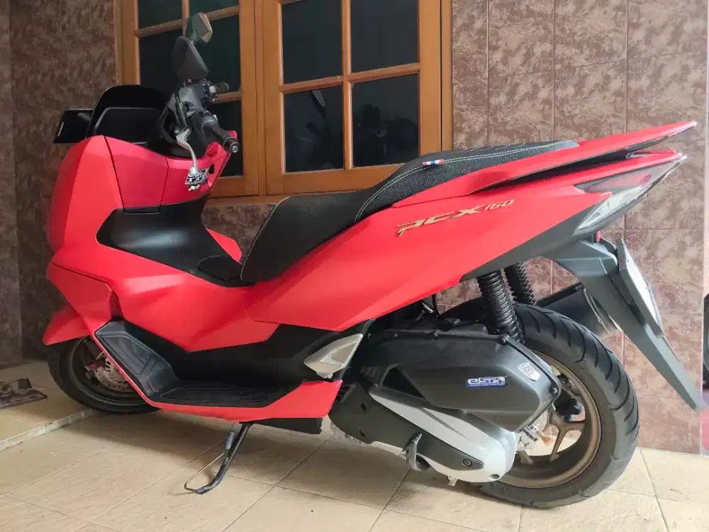 Pcx 160 ABS tahun 2025 warna merah doff