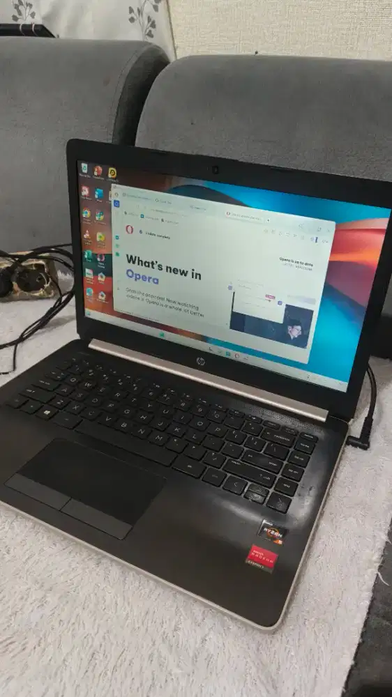 HP laptop 14-CM0xxx