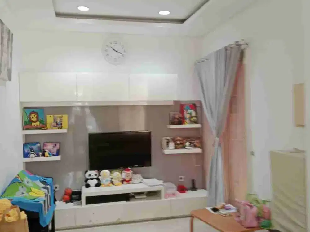 dijual rumah murah 2 lantai posisi hook siap huni bebas banjir di golflake residence