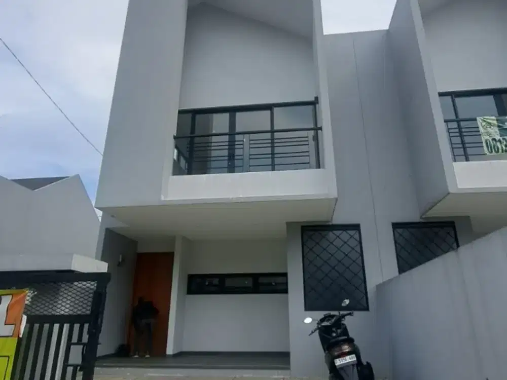 Dijual 2 Unit Rumah Baru, 2 Lantai, 3 Kamar Tidur, Taman Holis Indah