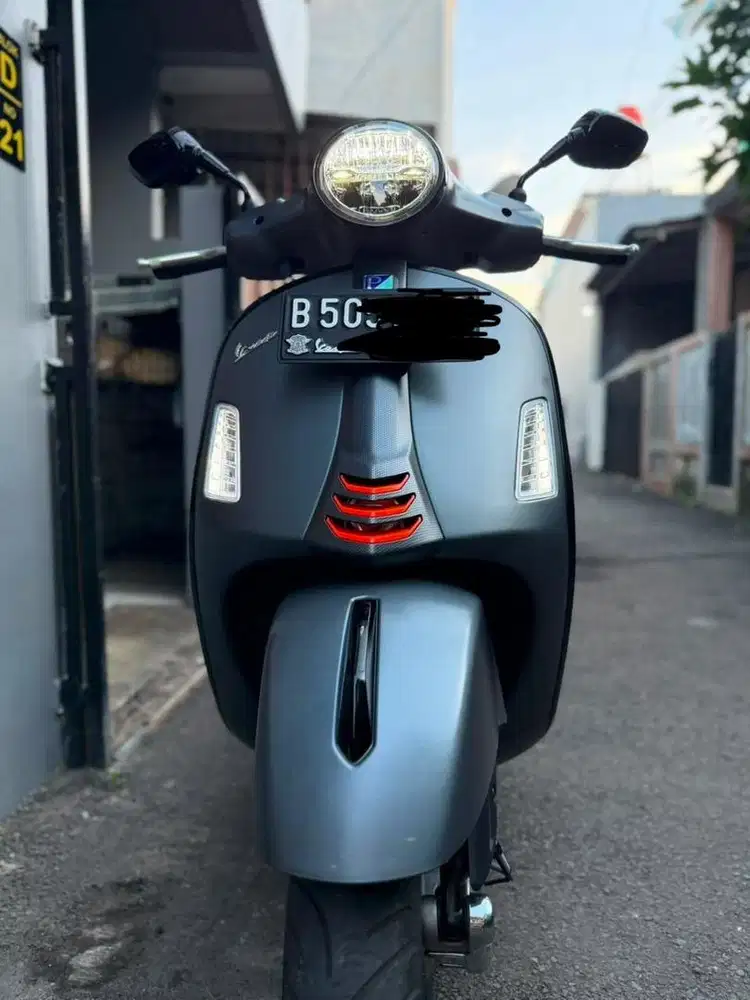Vespa GTS SS 2025