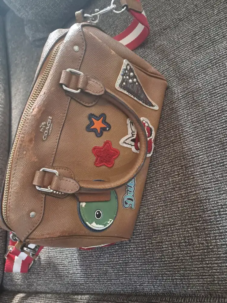 Tas coach apa ada nya