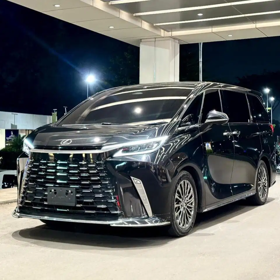 (CASH) Lexus LM350H Hybrid 2024