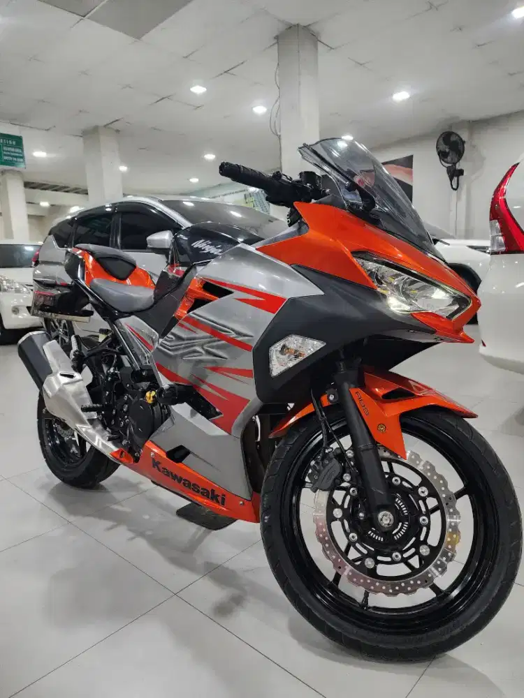 NINJA 250 ABS FI TAHUN 2018,GAGAH,CAKEP,SIAP PAKAI