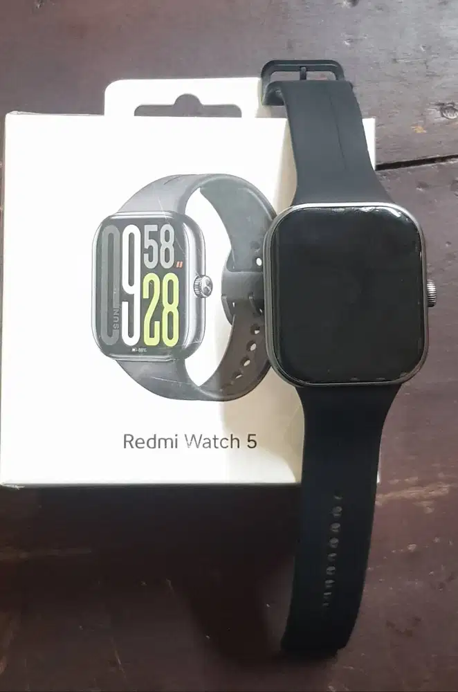 Dijual cepat smartwatch redmi 5 amoled