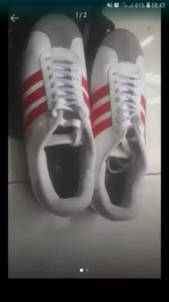 Sepatu Adidas santai
