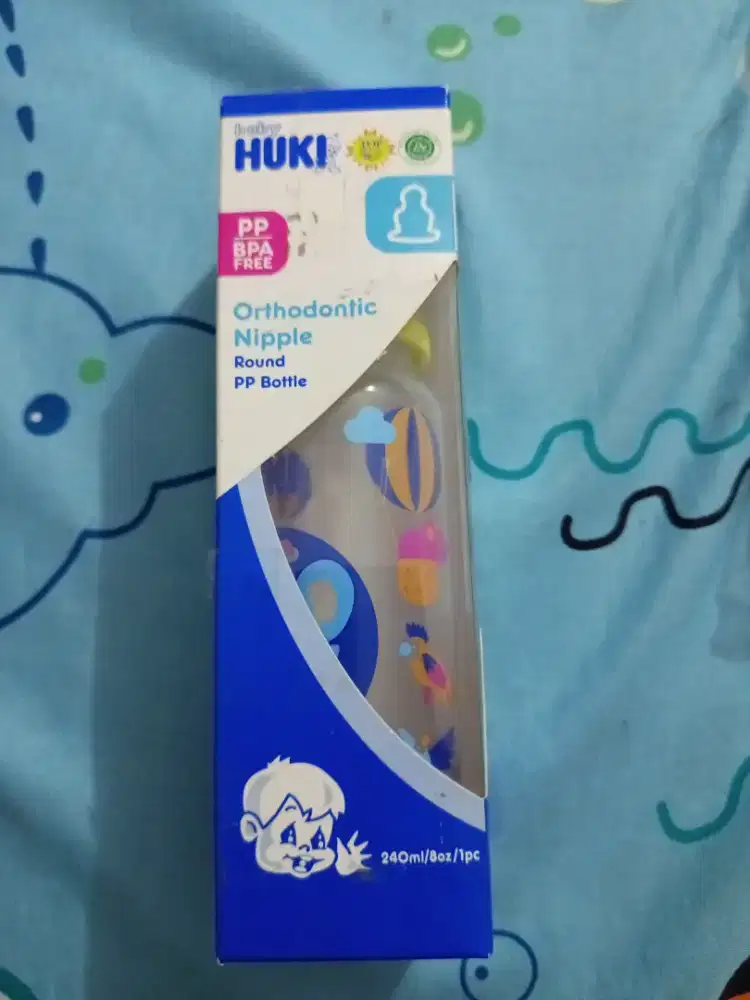 Botol dot bayi HUKI