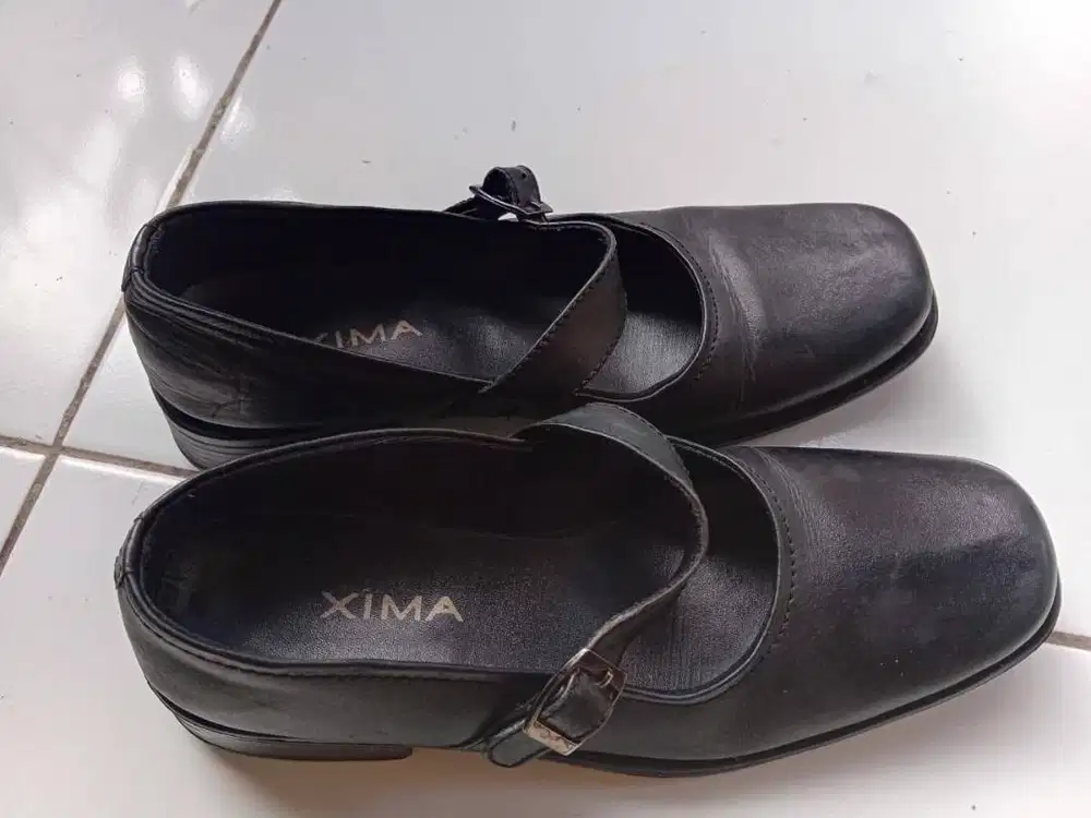 Sepatu Pentopel Hitam