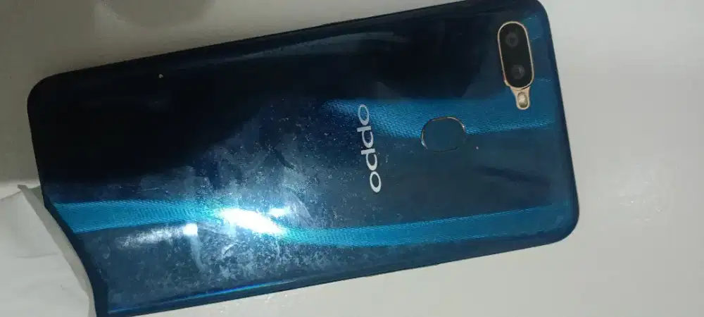 Dijual cepat Oppo a7 4/64 gb