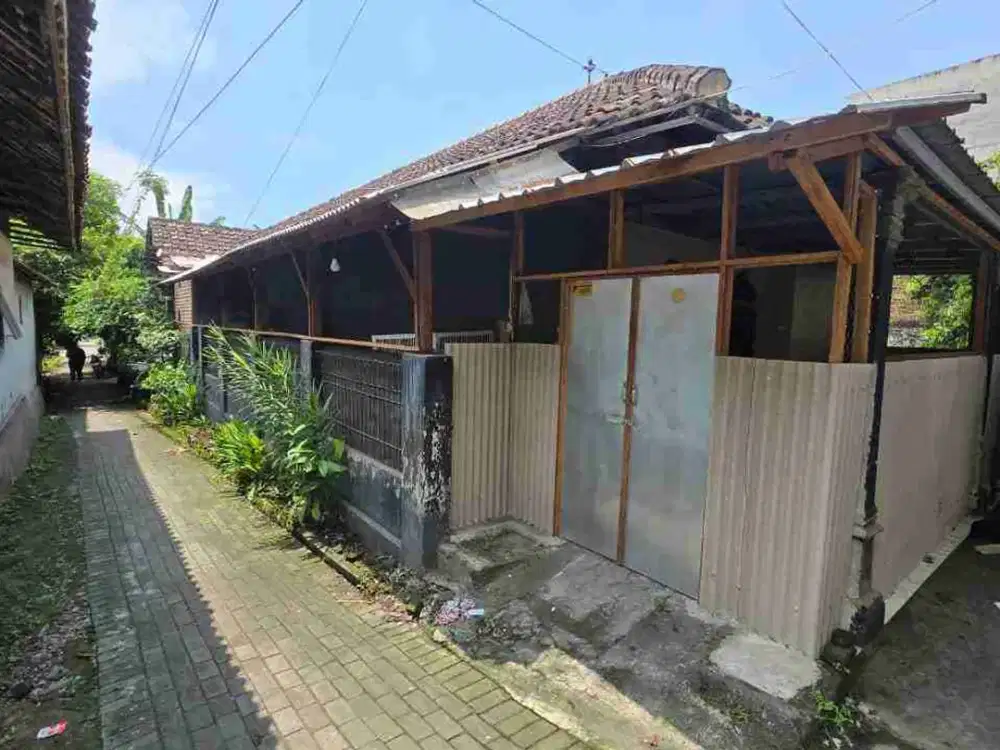 DI JUAL RUMAH

KEL. : WATESNGORO
KEC. : NGORO 
KAB  : MOJOKERTO