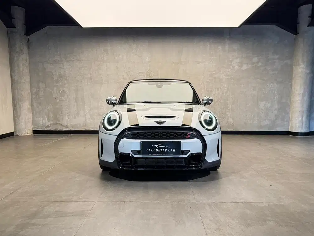 Minicooper S Hatchback At 2022