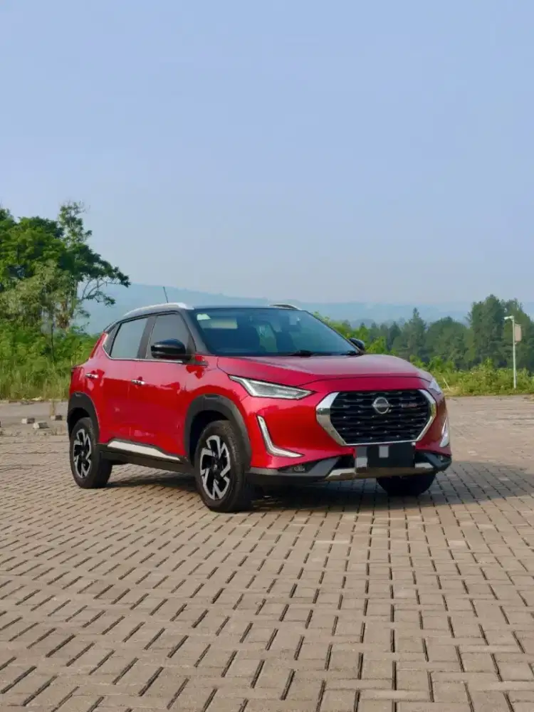 Nissan Magnite 1.0 Turbo AT (2022)