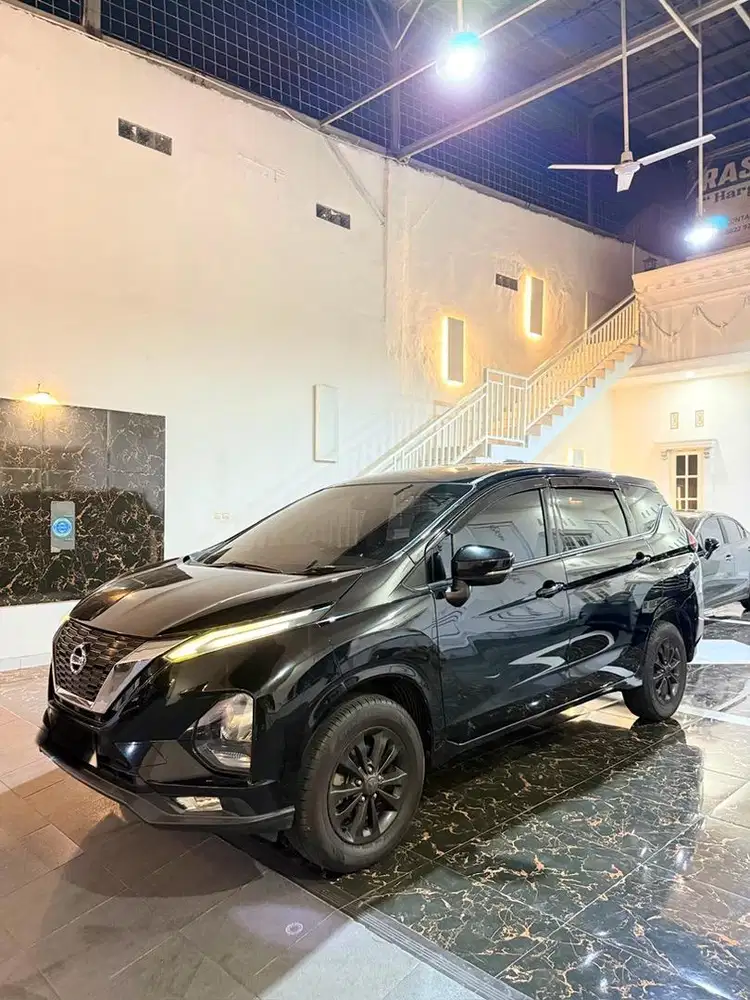 Livina EL Matic 2019 Istimewa Km low !! Full orsinil tangan 1 bru BU