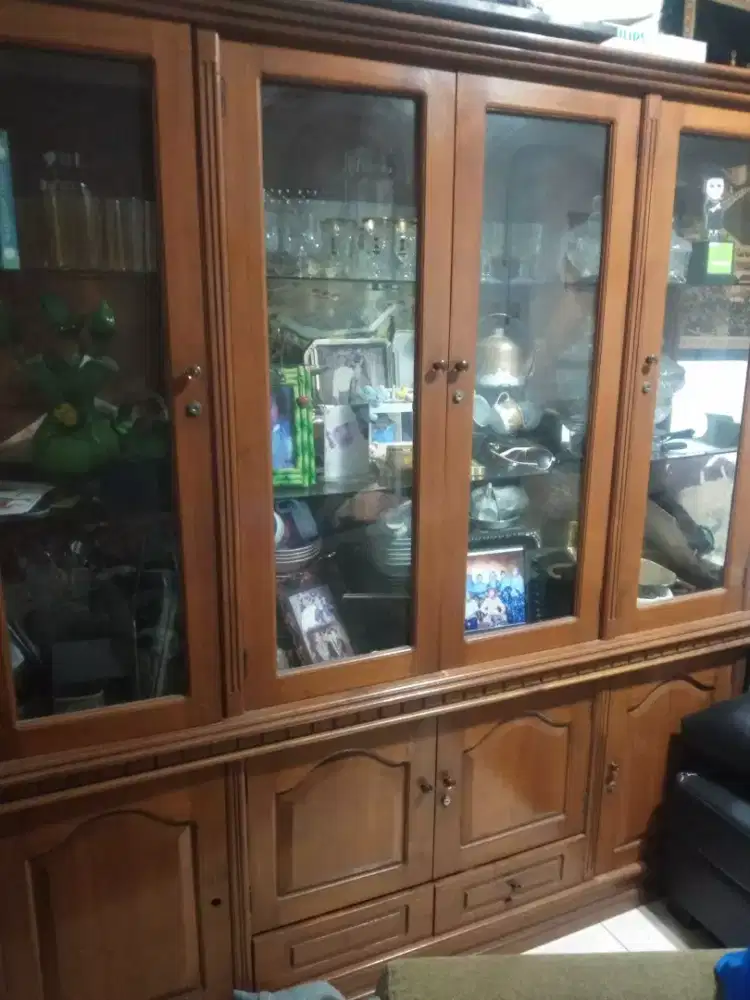 Dijual Lemari Kayu Jati
