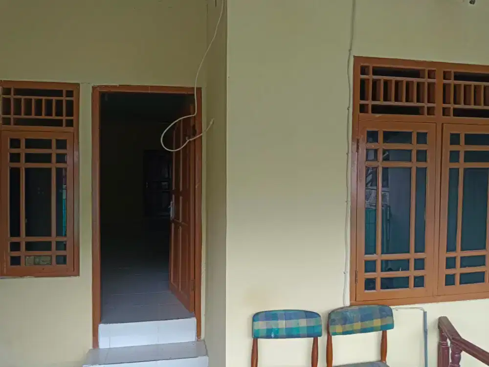 Dijual Rumah 2 Lantai Aneka Elok