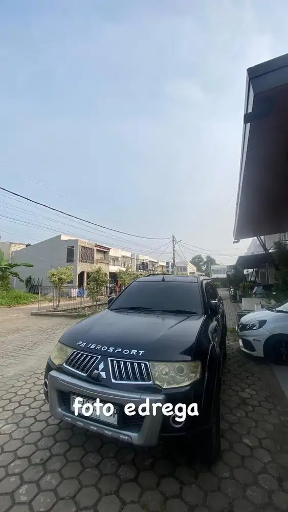 Pajero Sport 2010 Exceed Hitam