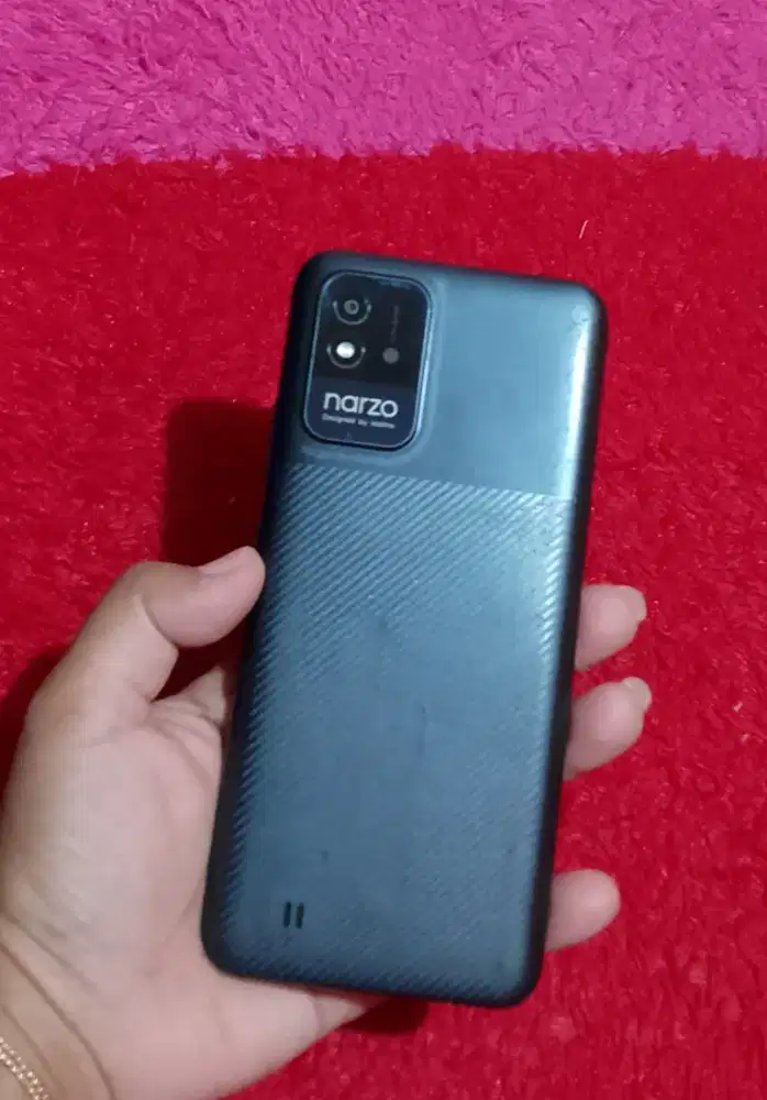 Realme narzo 50i ram 4/64.