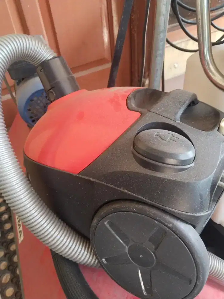 Jual vaccum cleaner Philips normal lokasi rewwin