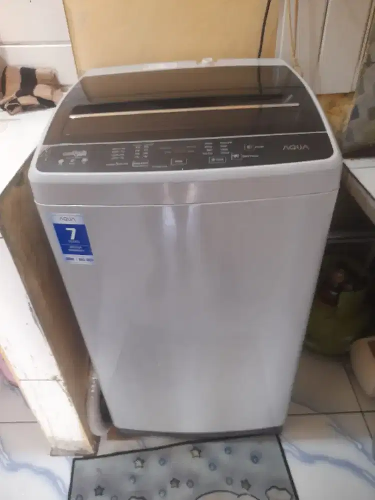 Dijual aja bu mesin cuci 1 tabung merk aqua kapasitas 7kg