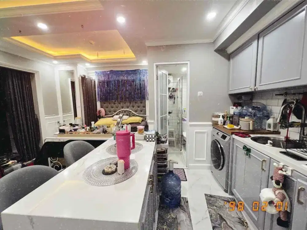 apartemen pakubuwono terrace tipe 2br dijadikan studio interior bagus
