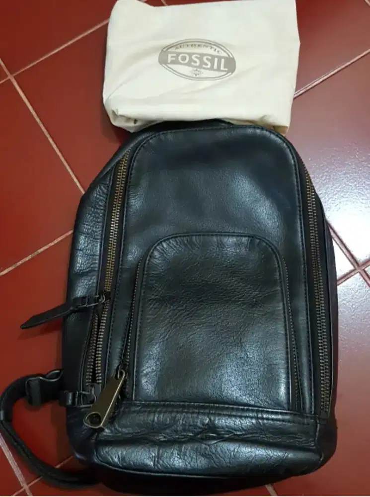 fossil bag leather