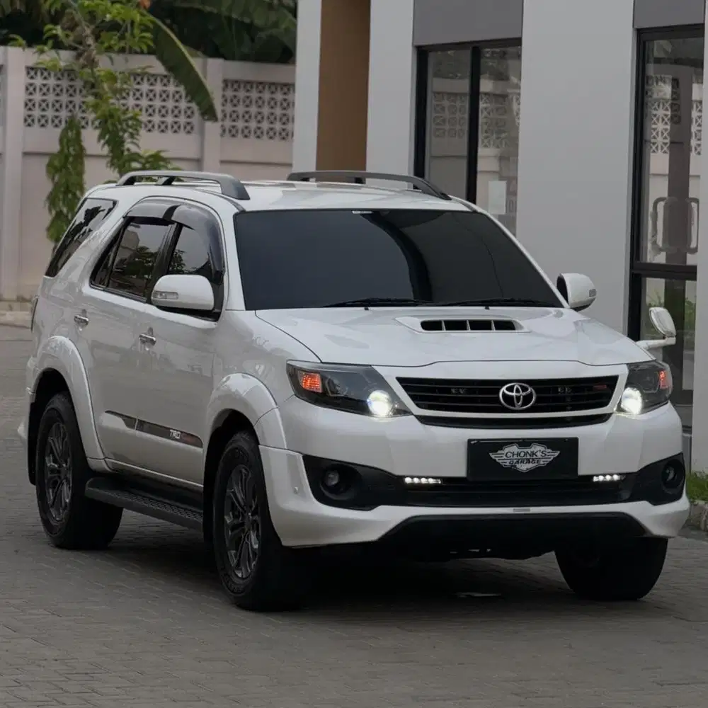 Fortuner VNT TRD AT 2015