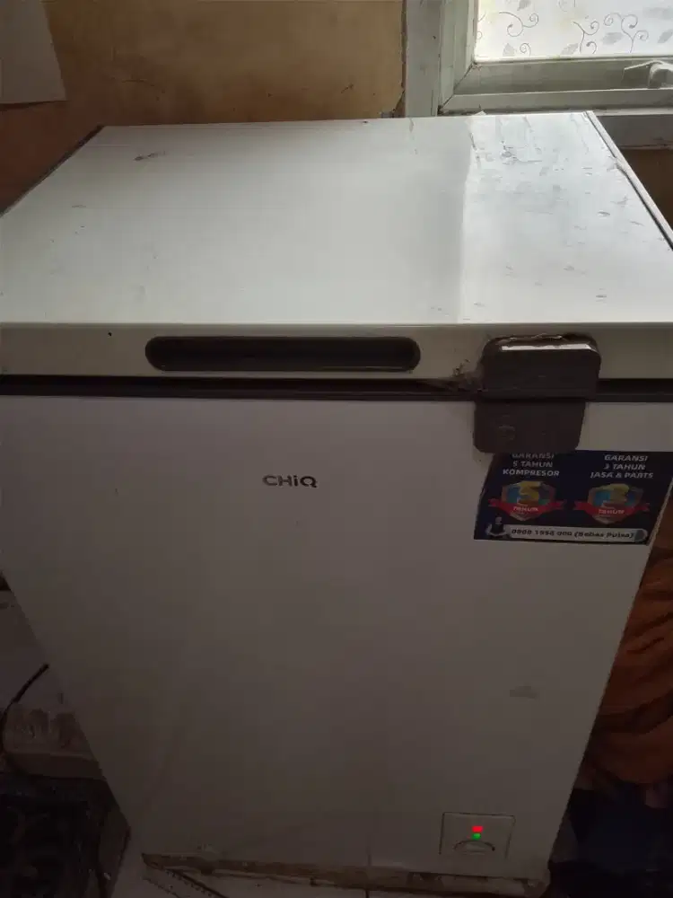FREEZER 110L MERK CHIQ