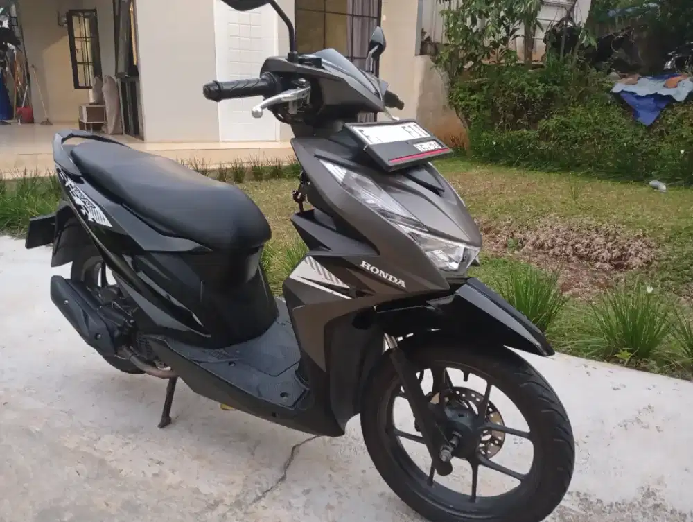 HONDA BEAT 2023 MULUS TINGGAL GAS