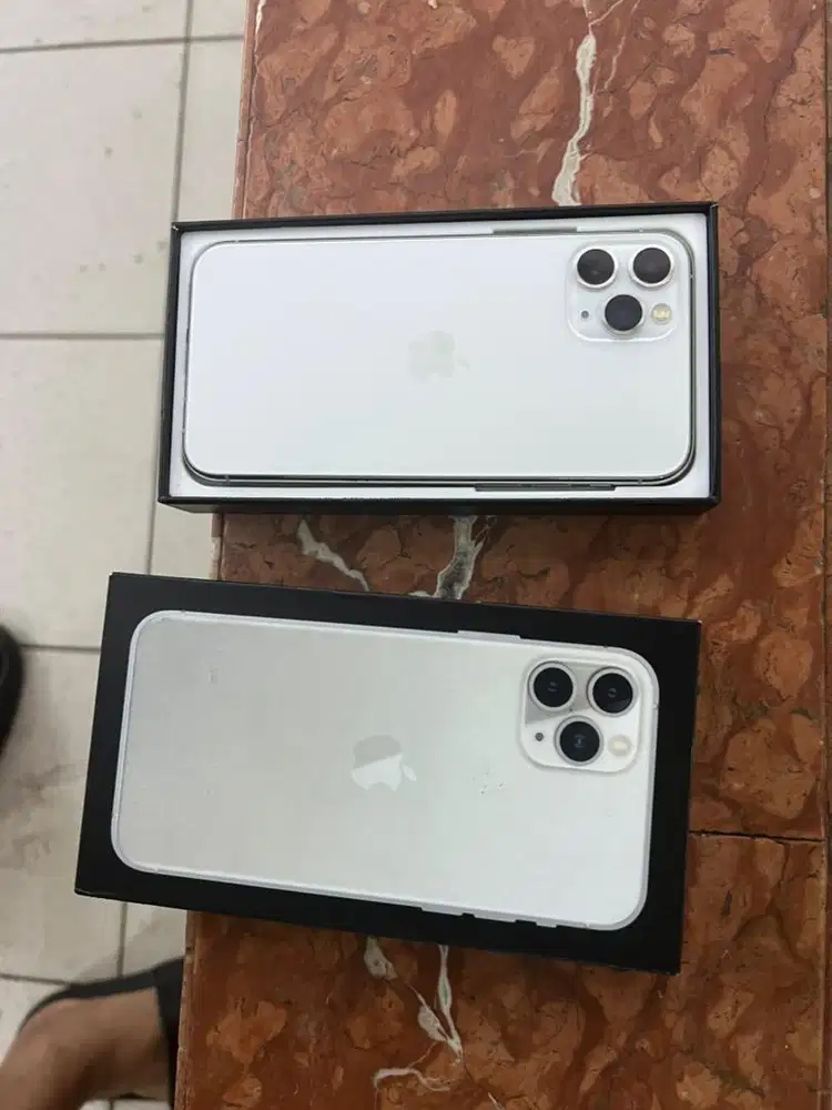 Iphone 11 pro 256gb pemakaian sendiri gan